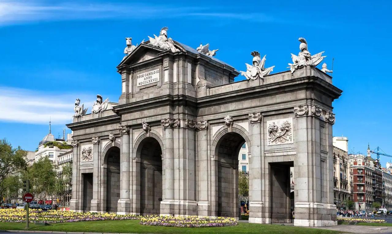 Apartamento V Alcalaretiro Ideal Parejas Madrid Eksteriør billede